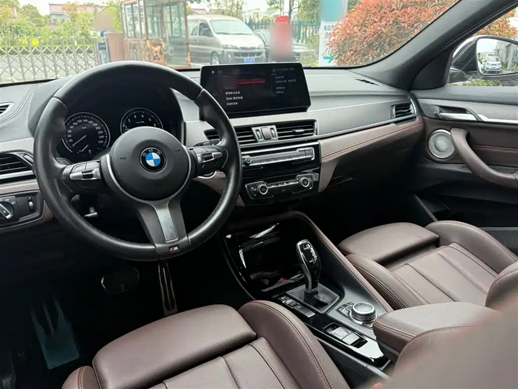 BMW X2 2021 — фото 13