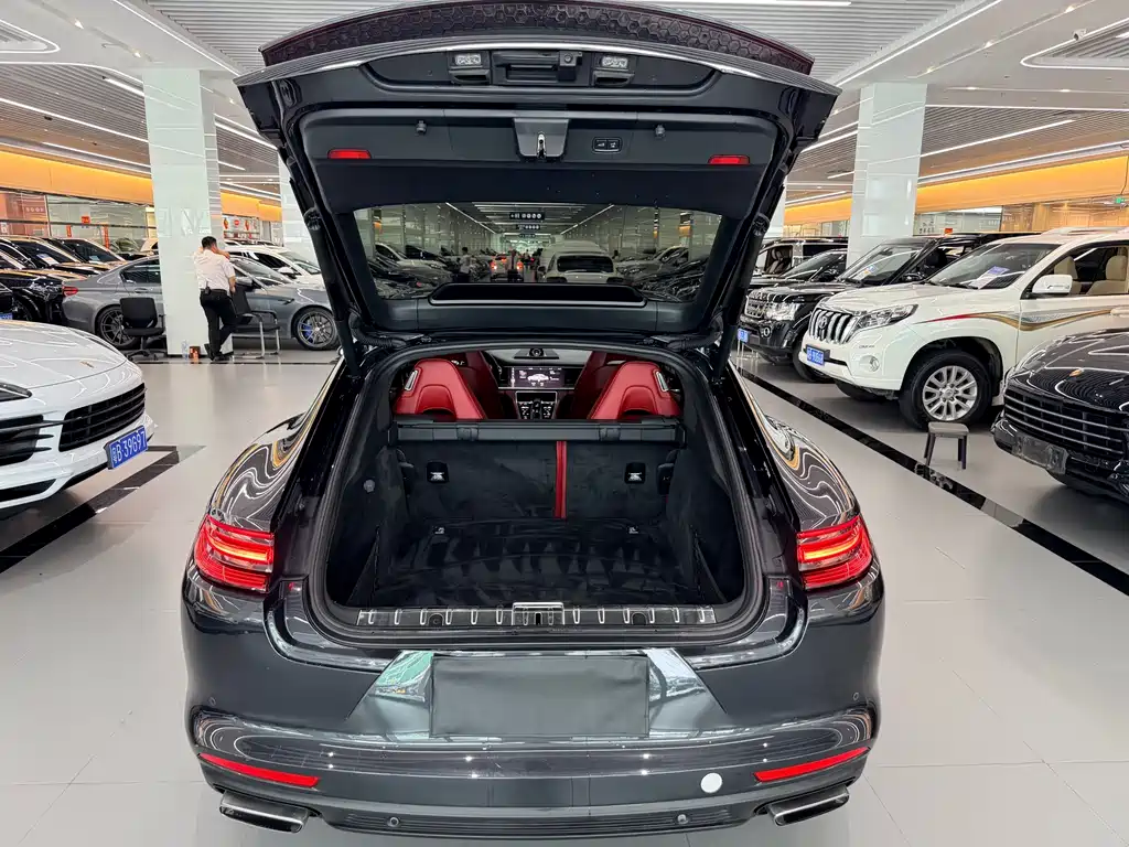 Porsche Panamera 2019 — фото 13