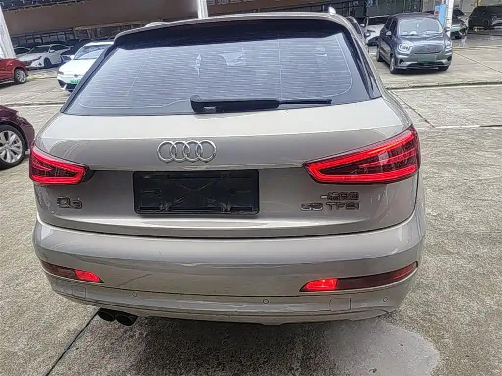 Audi Q3 2014 — фото 6