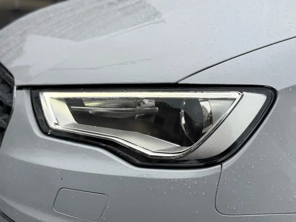 Audi A3 2015 — фото 11