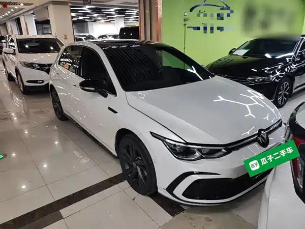 Volkswagen Golf 2023