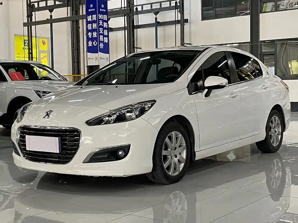 Peugeot 308 2012
