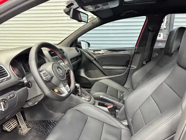 Volkswagen Golf GTI 2011