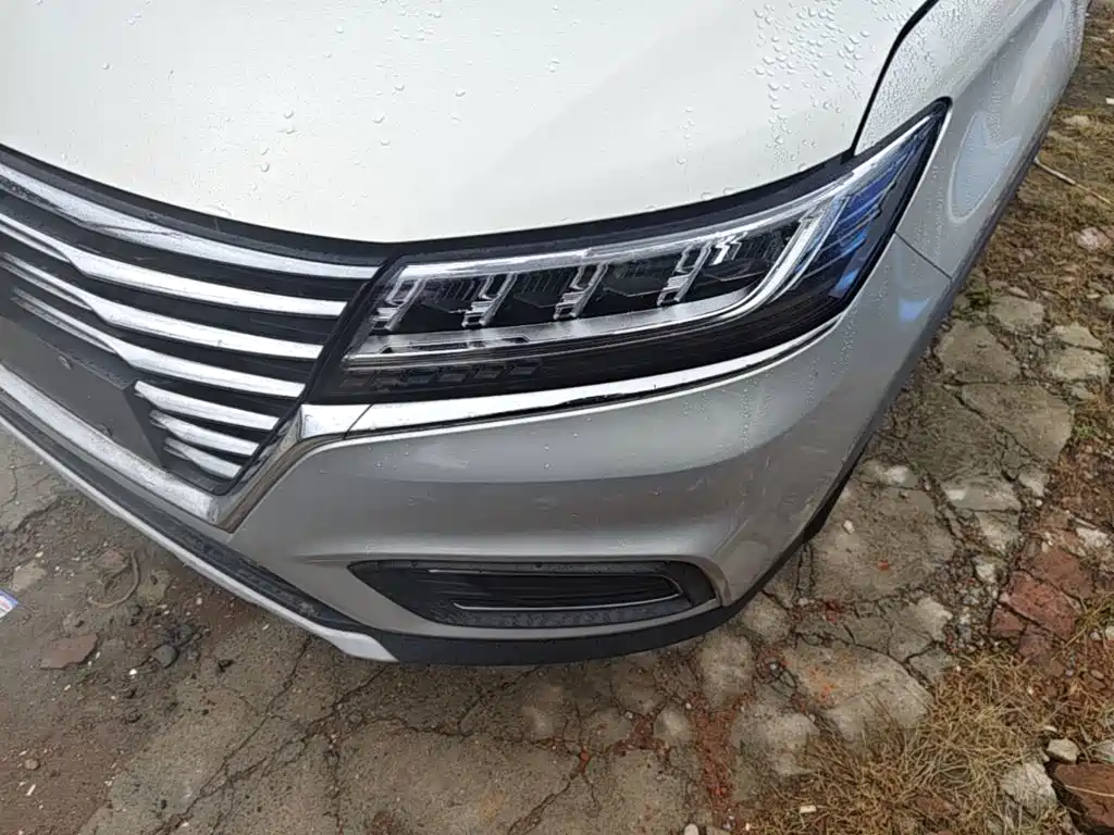 Roewe RX5 New Energy 2020 — фото 24