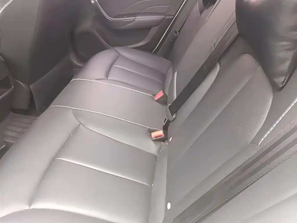 Roewe i6 Classic 2019 — фото 17