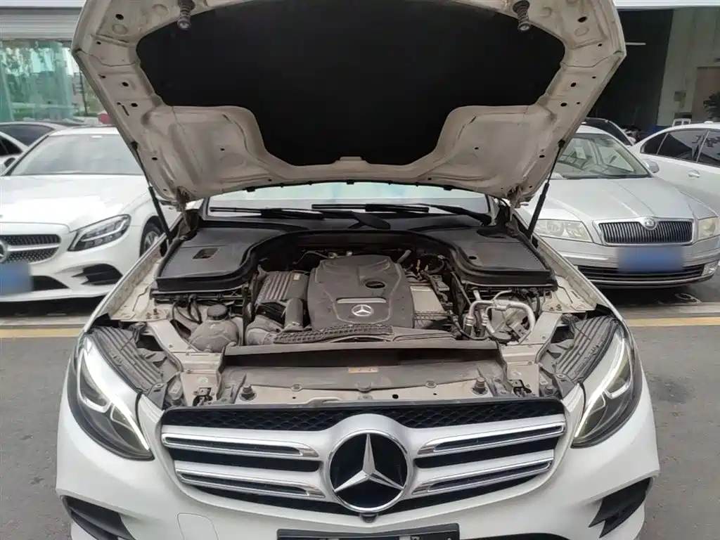 Mercedes-Benz GLC 2018 — фото 19