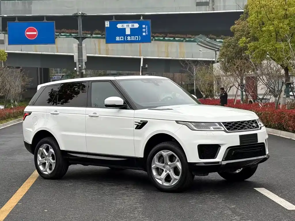 Land Rover Sport PHEV 2019 — фото 3