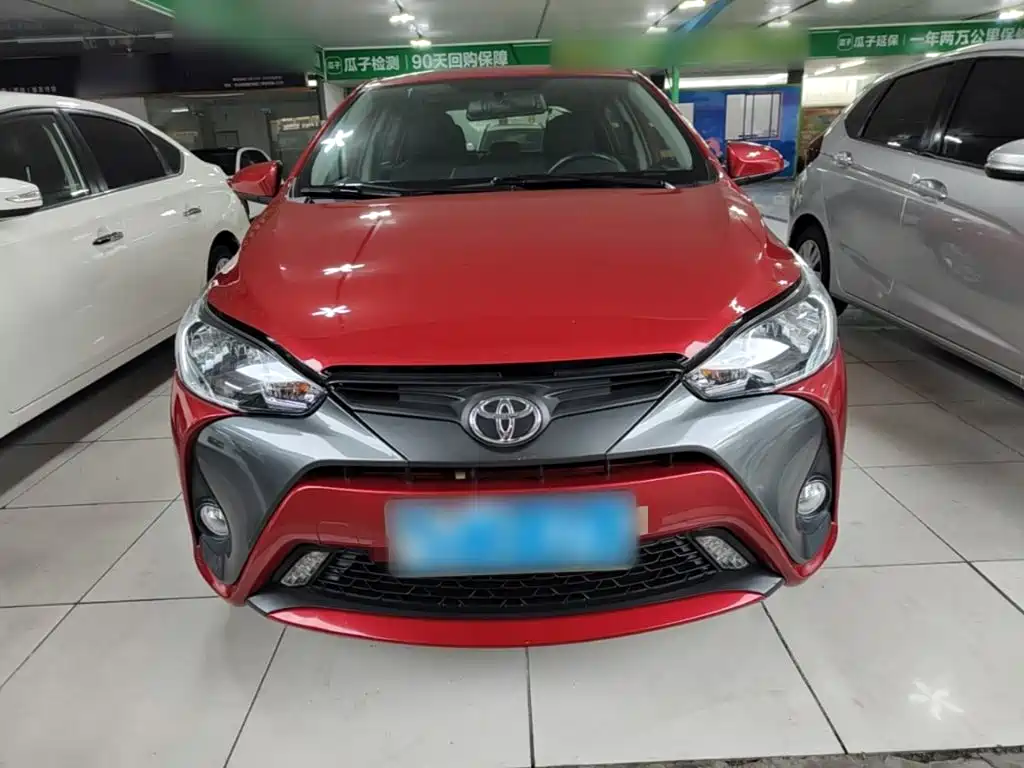 Toyota Yaris L 2017 — фото 3