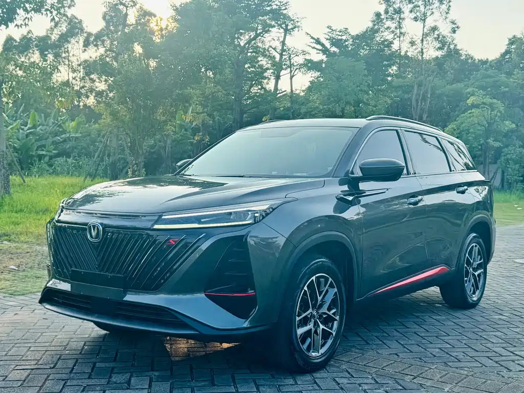 Changan CS75PLUS 2023 — фото 1
