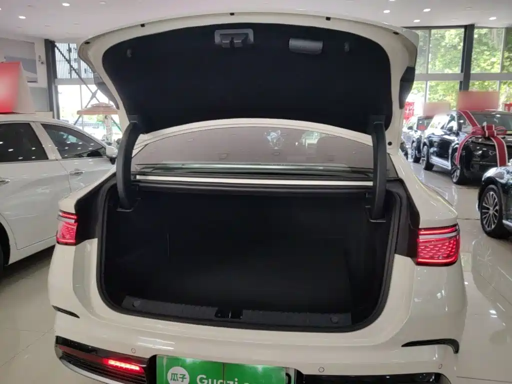 BYD Seal 07 DM-i 2025 — фото 19