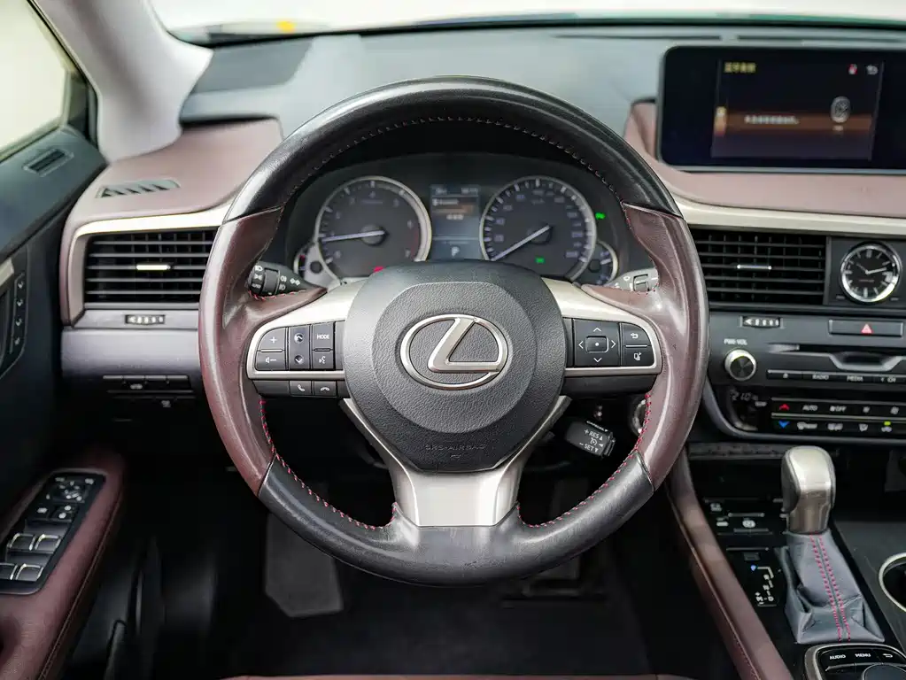 Lexus RX 2017 — фото 20