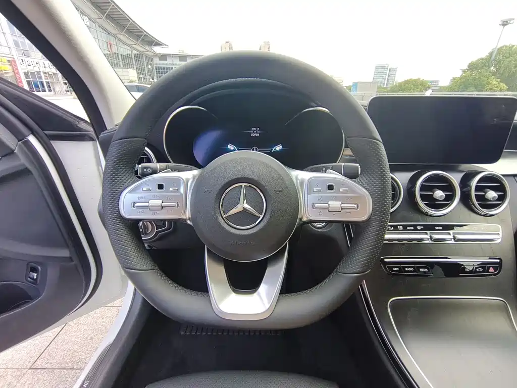 Mercedes-Benz C-Class 2020 — фото 15