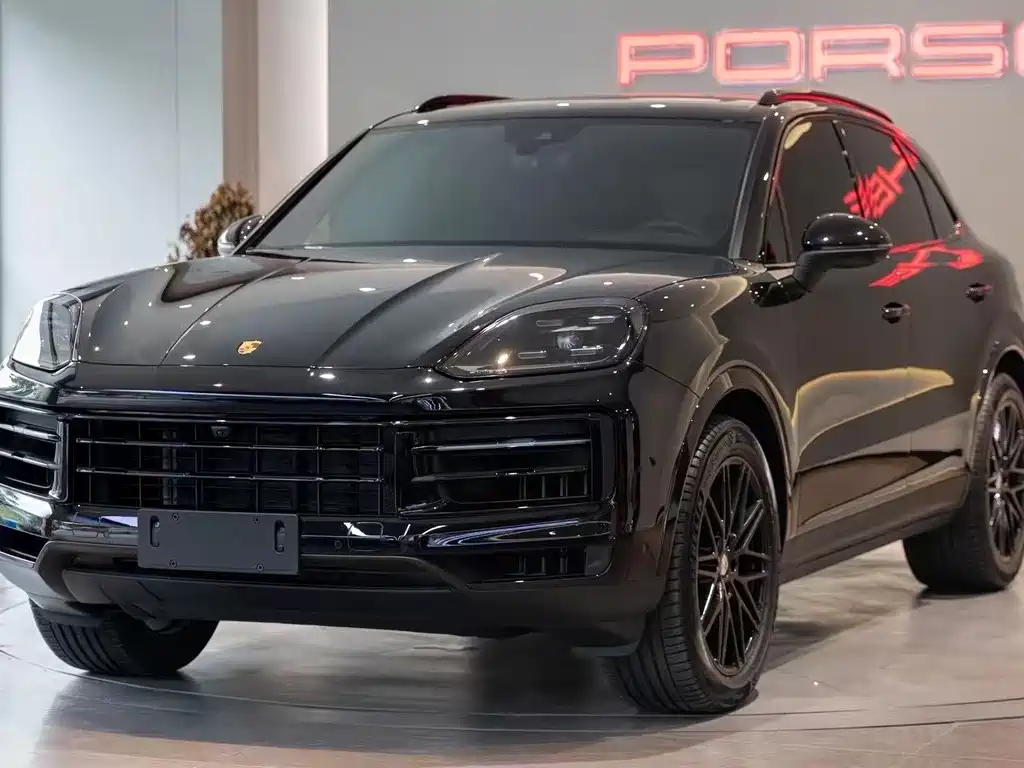Porsche Cayenne 2025 — фото 1
