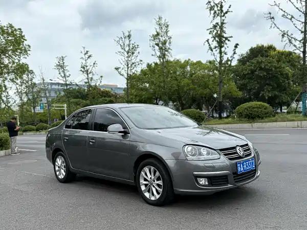 Volkswagen Sagitar 2011