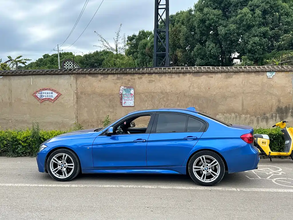 BMW 3 Series 2018 — фото 3