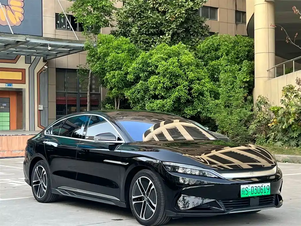 BYD Han 2023 — фото 3