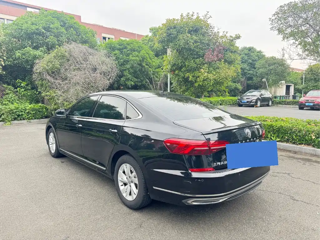 Volkswagen Passat 2019 — фото 6