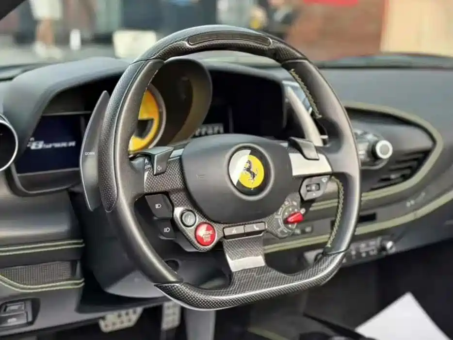 Ferrari F8 2020 — фото 2