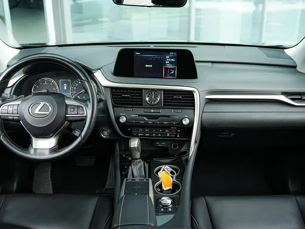 Lexus RX 2020 — фото 17