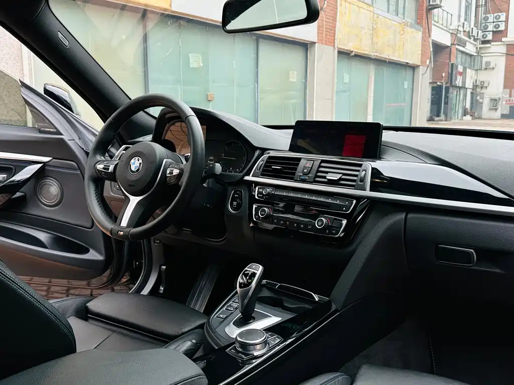 BMW 3 Series GT 2020 — фото 12