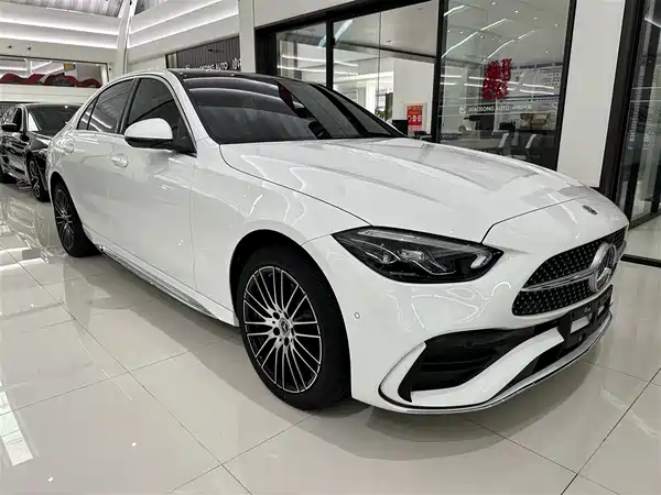 Mercedes-Benz C-Class 2025