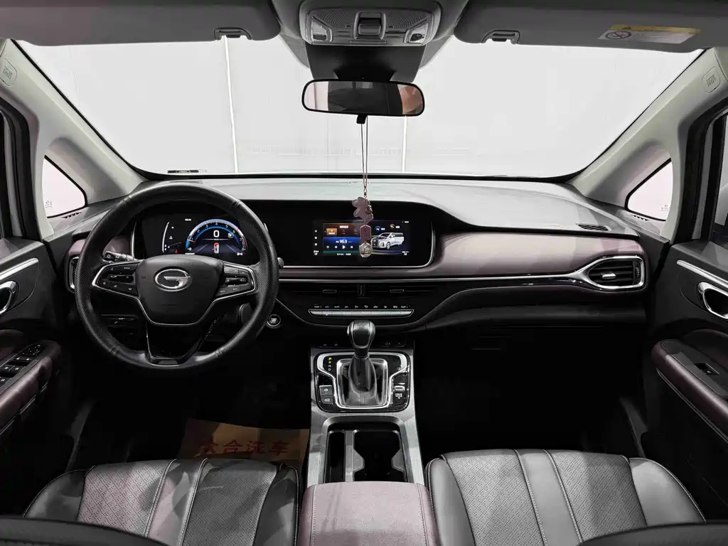 GAC Trumpchi M6 2022 — фото 13