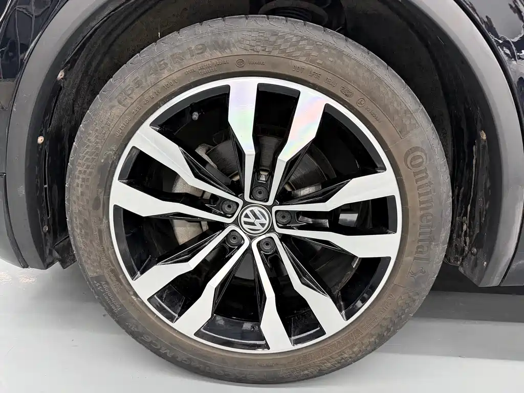 Volkswagen Tiguan L 2020 — фото 12