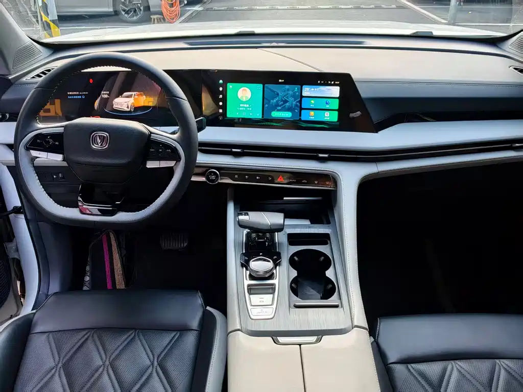 Changan CS75 PLUS 2023 — фото 2