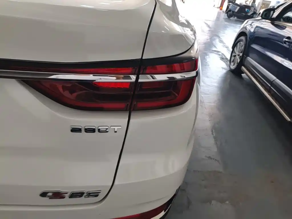 Changan CS85 COUPE 2019 — фото 8
