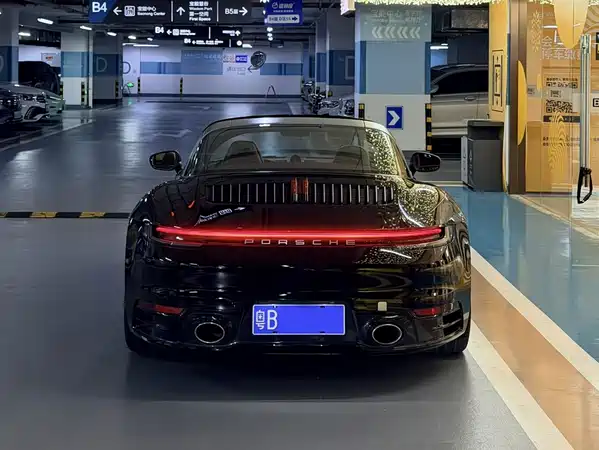 Porsche 911 2022