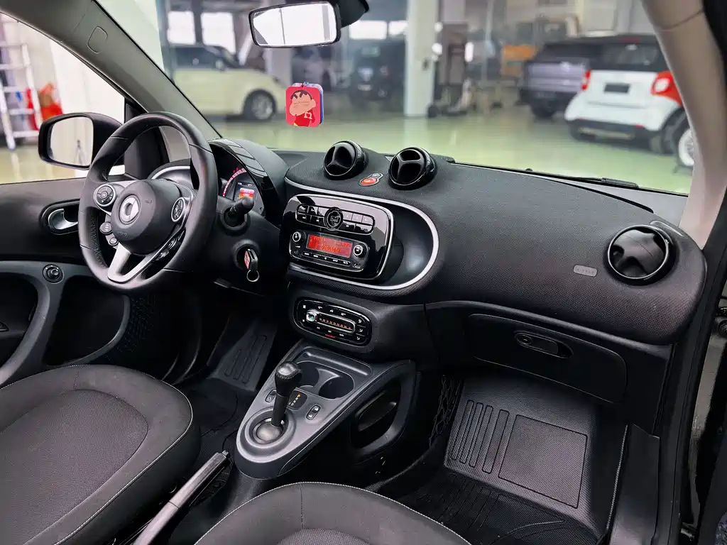 smart Fortwo 2017 — фото 7