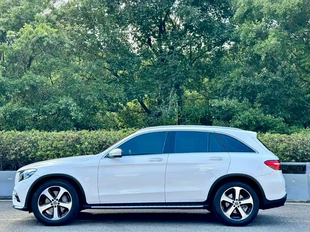 Mercedes-Benz GLC 2018 — фото 3