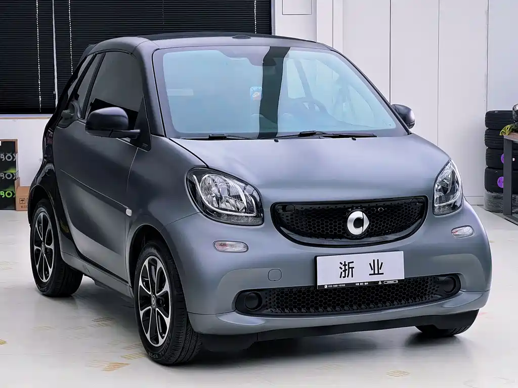 smart Fortwo 2017 — фото 2