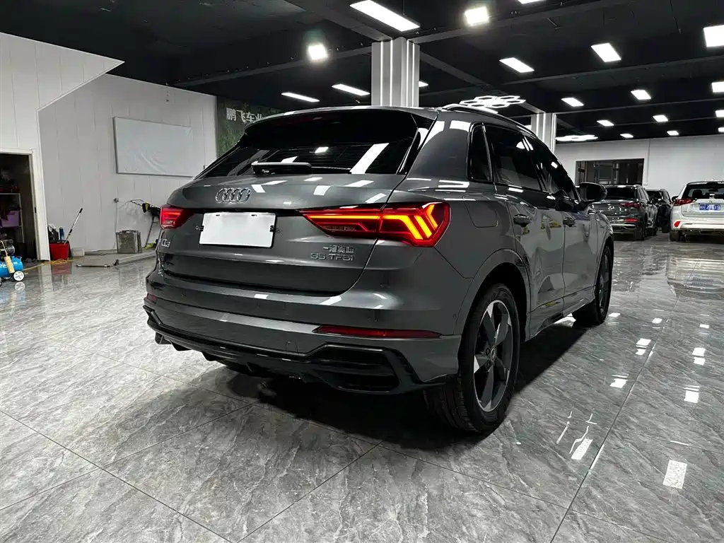Audi Q3 2022