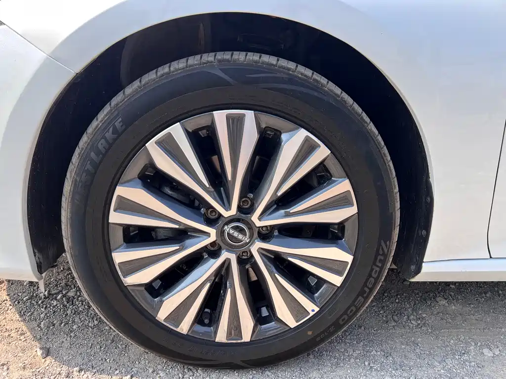 Nissan Teana 2023 — фото 14