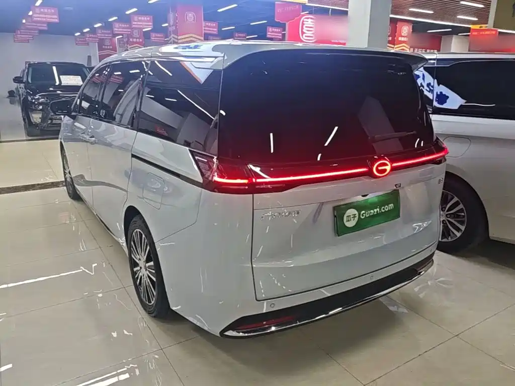 GAC Motor E8 PHEV 2024 — фото 5