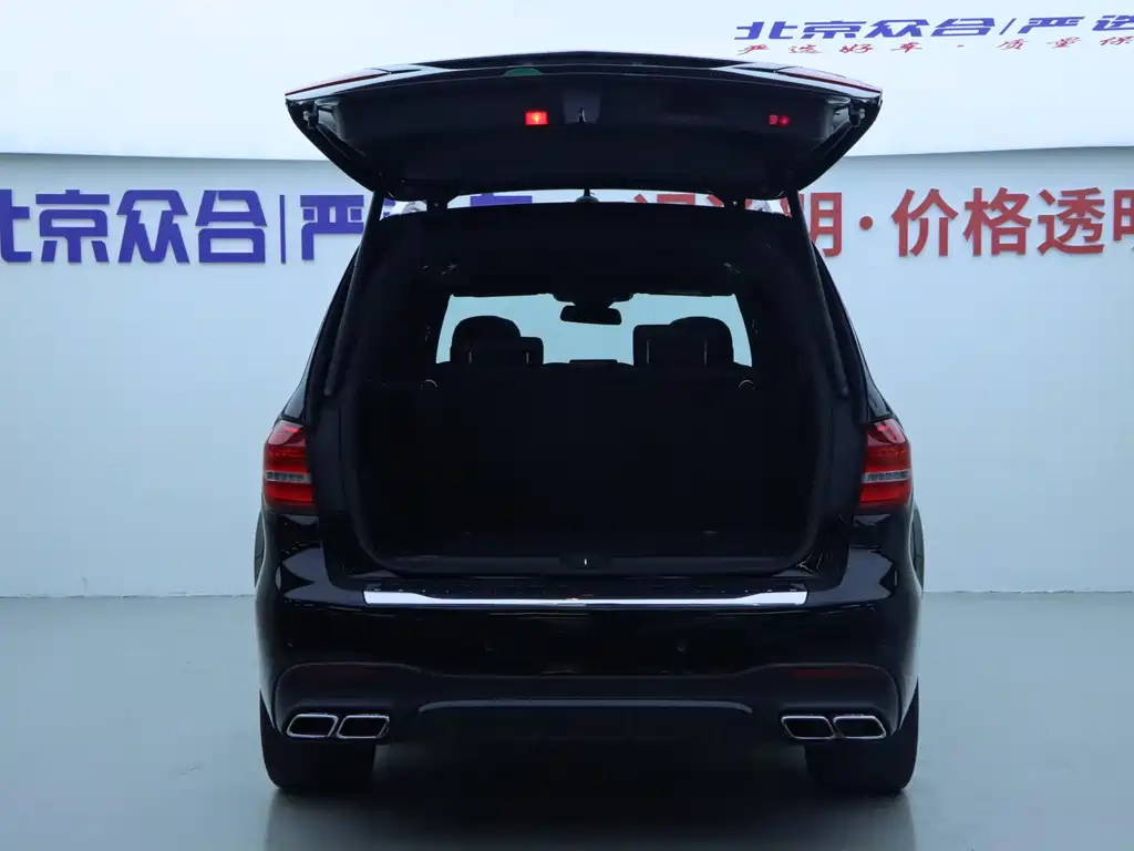 Mercedes-Benz GLS AMG 2018 — фото 22