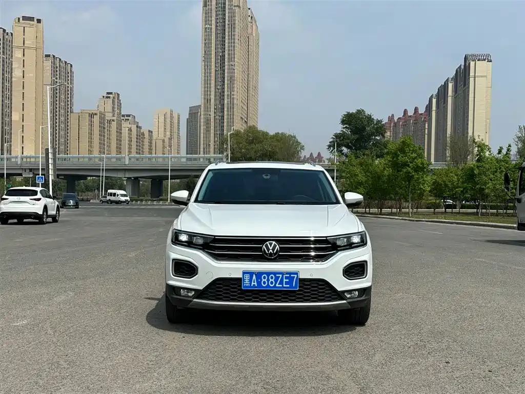 Volkswagen T-Roc 2022 — фото 2