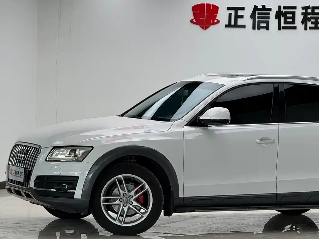 Audi Q5 2018 — фото 26