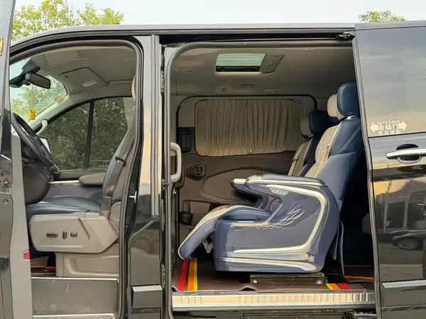 Ford Tourneo 2020