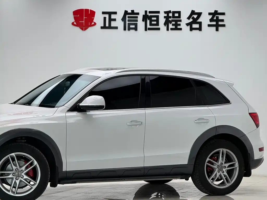 Audi Q5 2018 — фото 27