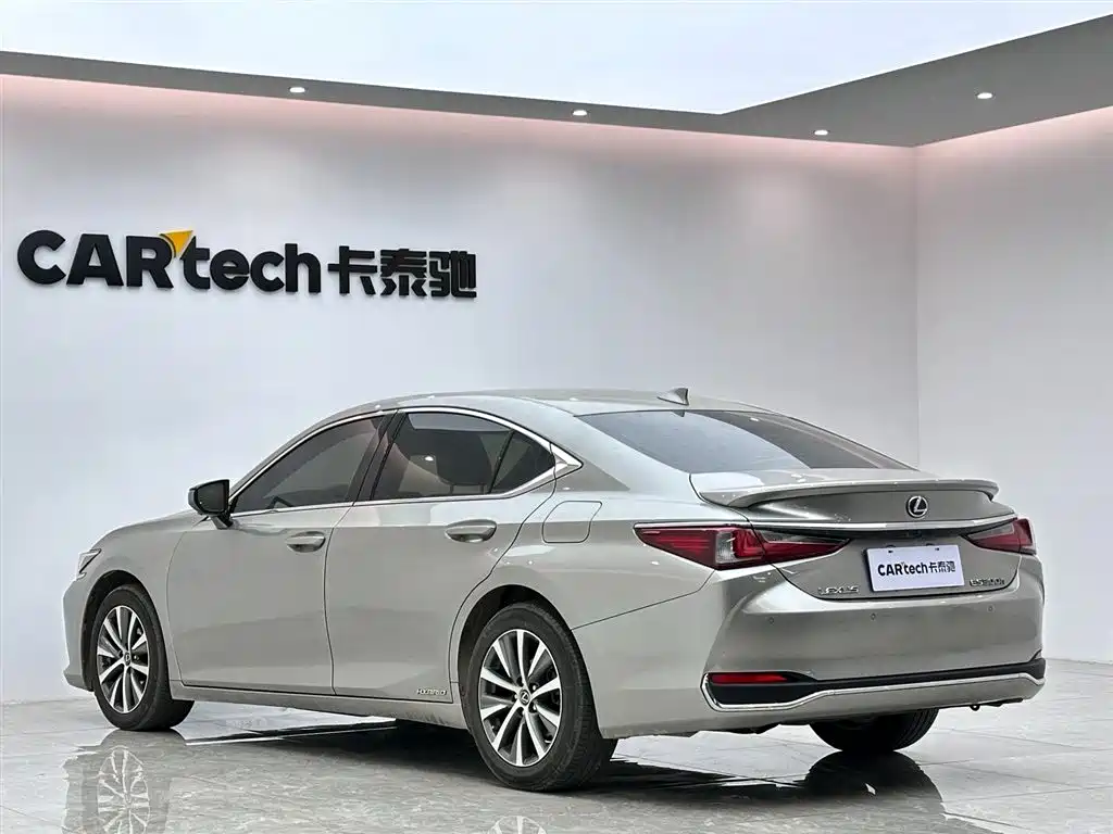 Lexus ES 2021 — фото 3