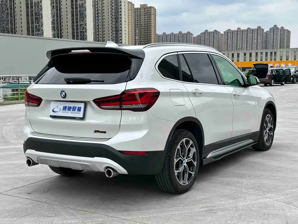 BMW X1 2022 — фото 6