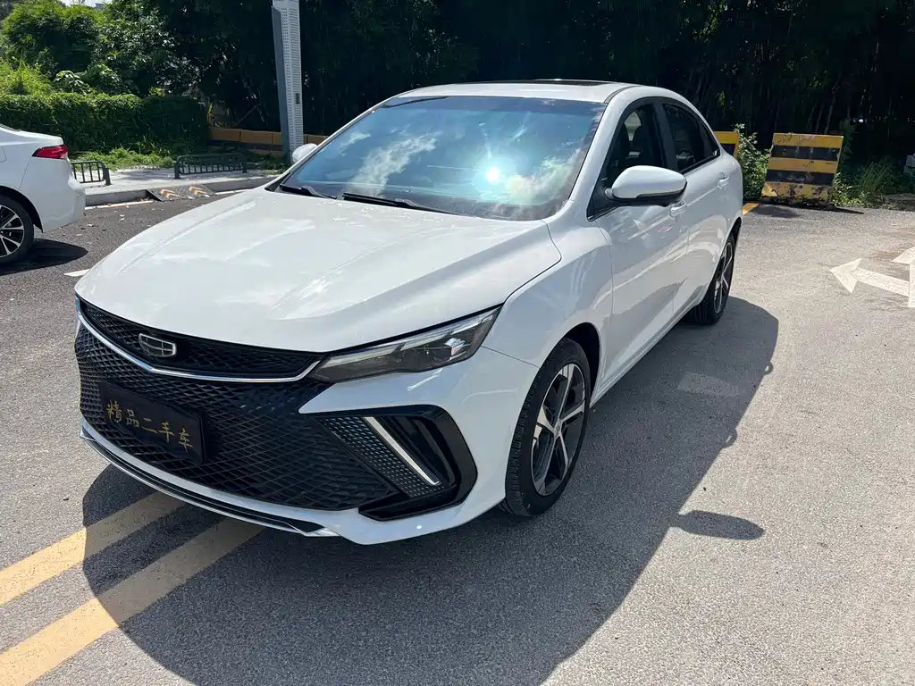 Geely Emgrand L 2022