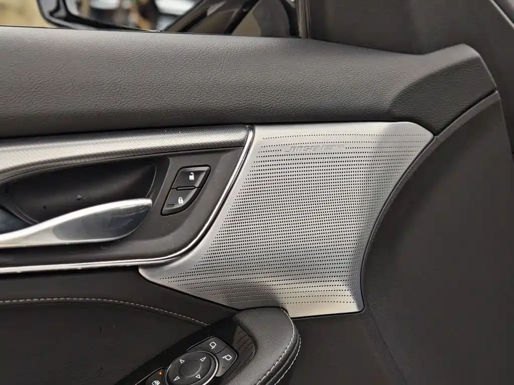 Cadillac CT5 2023 — фото 15