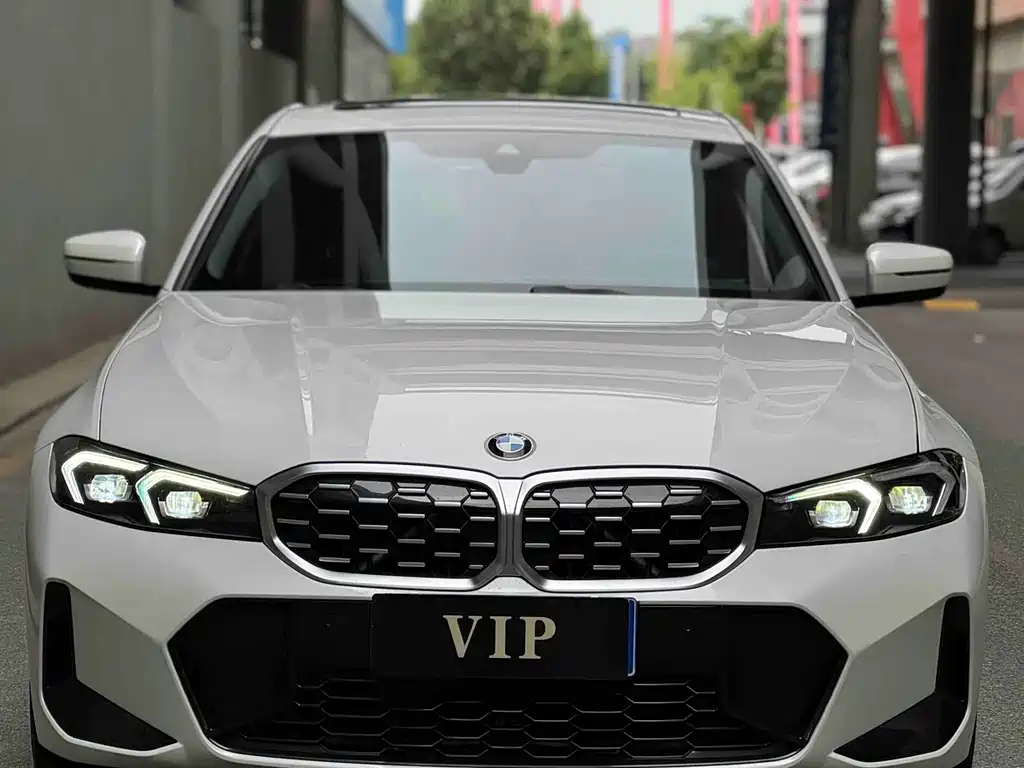 BMW 3 Series 2024