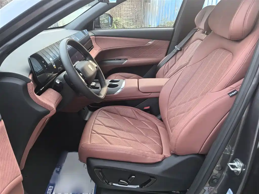 Changan CS75 PLUS 2026 — фото 15