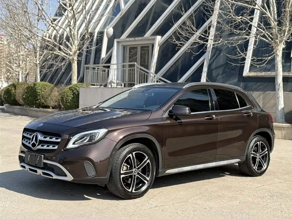 Mercedes-Benz GLA 2018 — фото 2