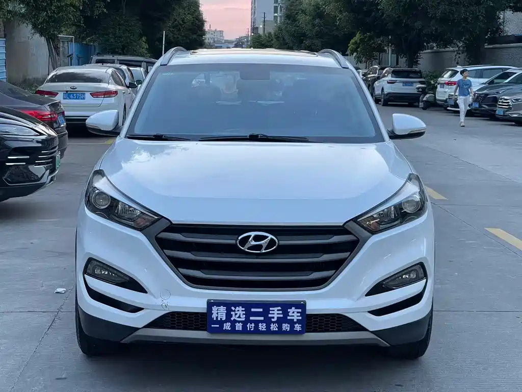 Hyundai Tucson 2016 — фото 2