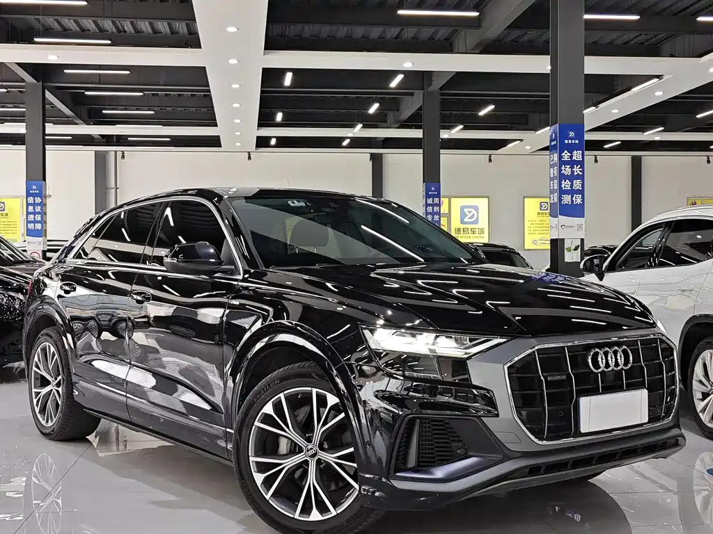 Audi Q8 2021 — фото 3